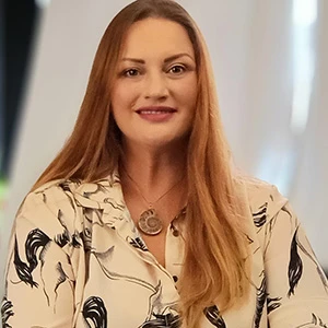 Larissa Warnavin