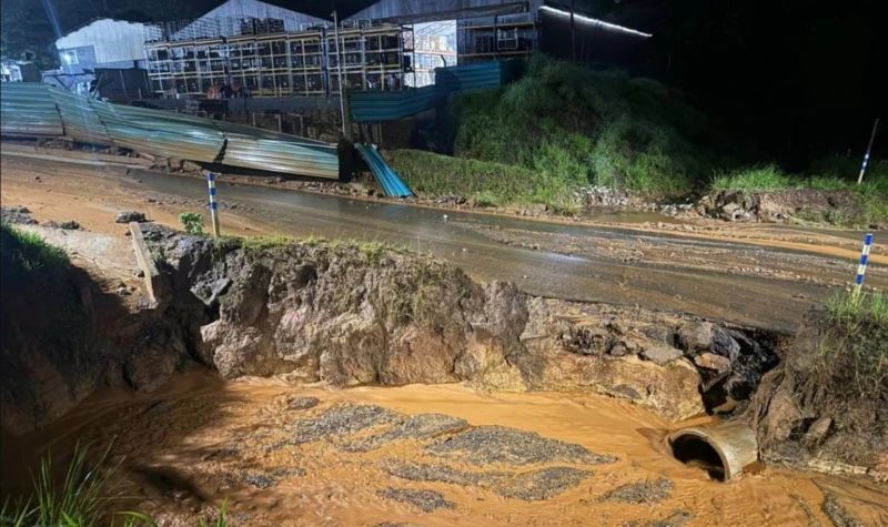 Minas multa Vale por vazamentos em Congonhas