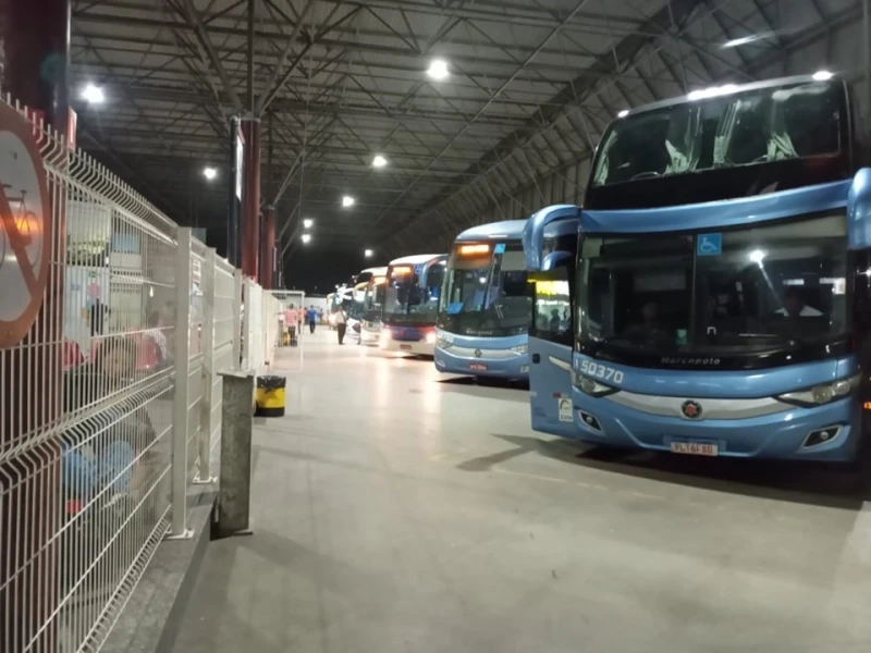 Fluxo de passageiros muda no transporte terrestre do ES
