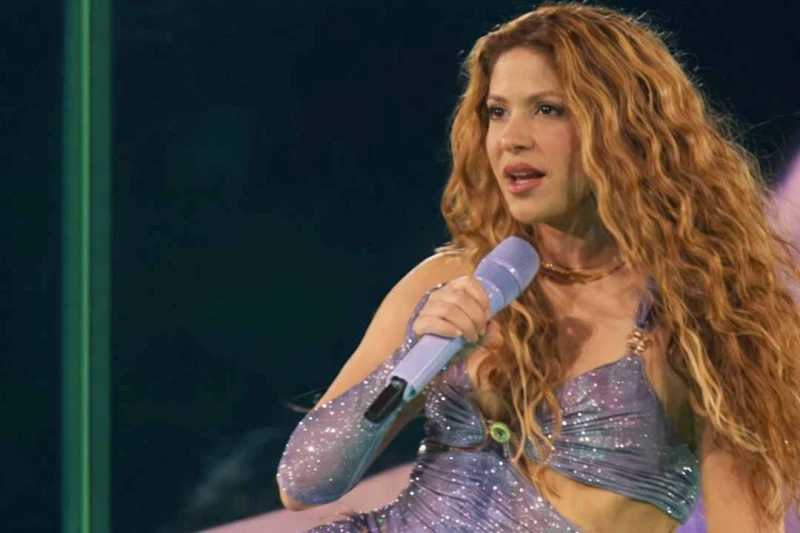 Shakira conquista o posto de artista latina com maior bilheteria em turnê