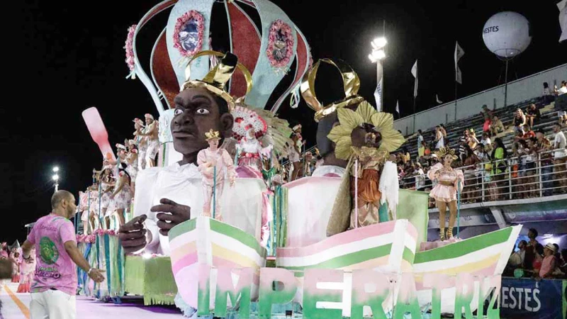 Imperatriz do Forte celebra o sagrado em movimento no Carnaval 2026