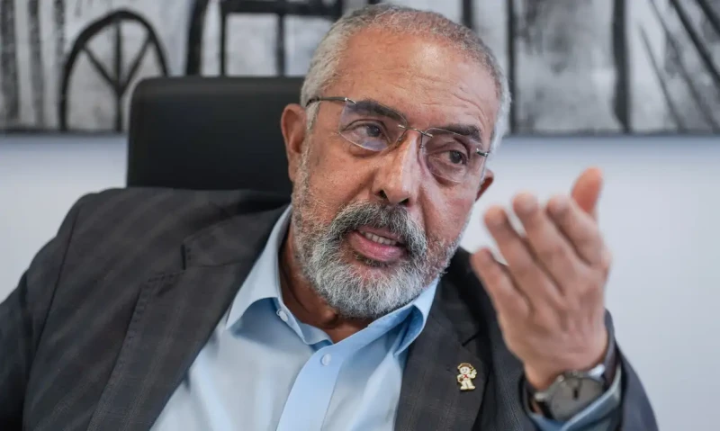 Fim da escala 6x1 ganha força no Congresso, diz Paim