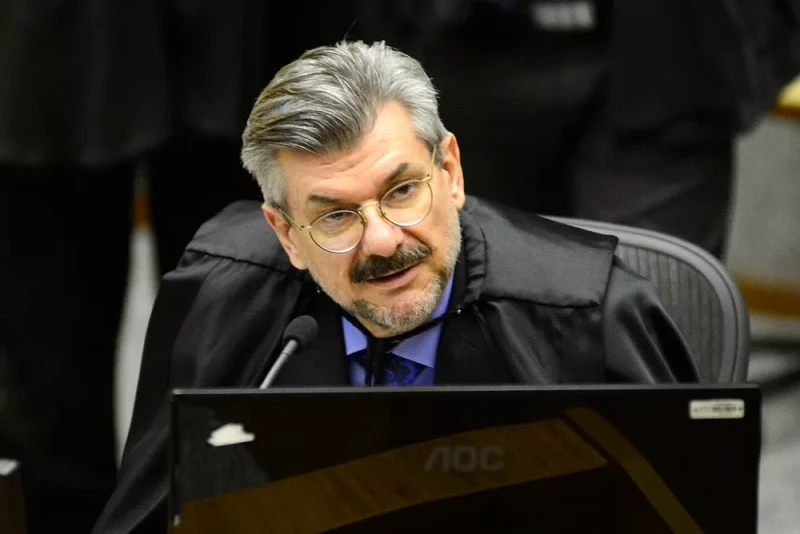 STJ apura acusação de importunação sexual contra ministro