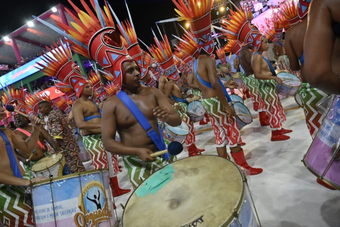 Novo Império leva força feminina ancestral à avenida no Sambão