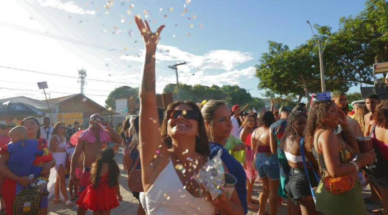 Desfiles de blocos seguem até terça-feira de carnaval em Vila Velha
