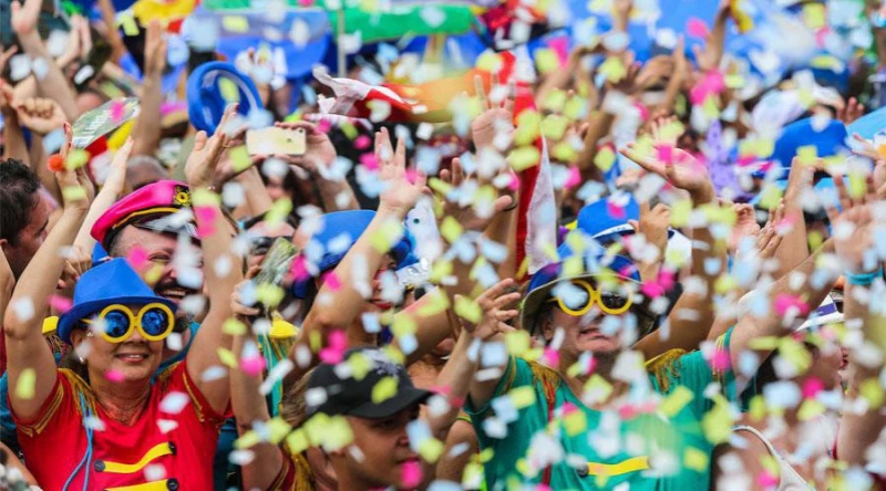 Carnaval de Vila Velha segue com blocos até terça