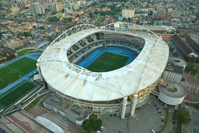 Em crise, Vasco abre a semifinal do Carioca no clássico com o Fluminense no Nilton Santos