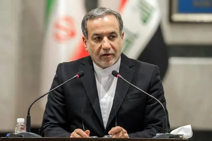 Irã cobra 'construção de confiança' dos EUA em reunião de Araghchi com premiê do Catar