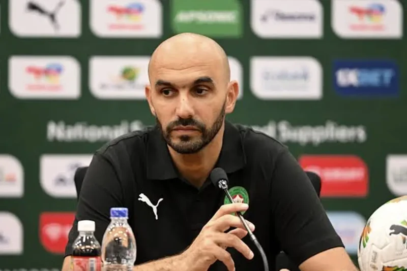 Walid Regragui se despede de Marrocos, rival da estreia do Brasil, a três meses da Copa