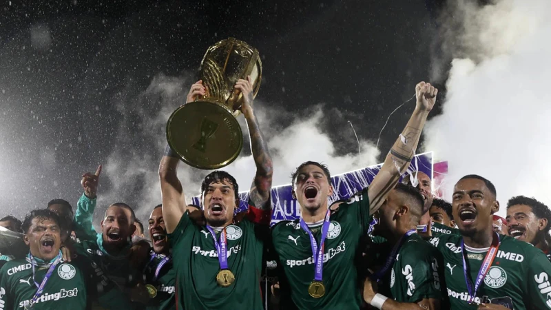 Palmeiras volta a conquistar um título com o Paulistão após seca de dois anos