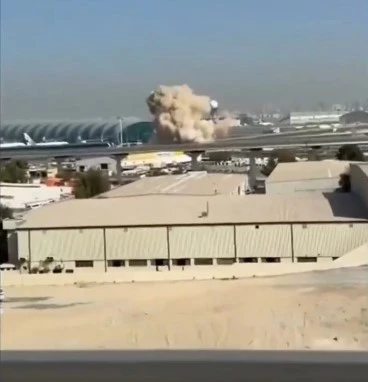 Irã ataca navios comerciais e aeroporto de Dubai e mira instalações petrolíferas