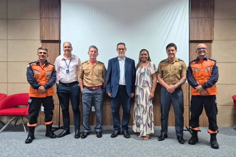 Bombeiros modernizam emissão de alvarás no ES