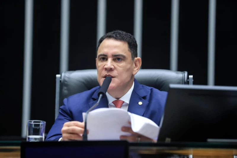 Câmara acelera aumento do teto do MEI