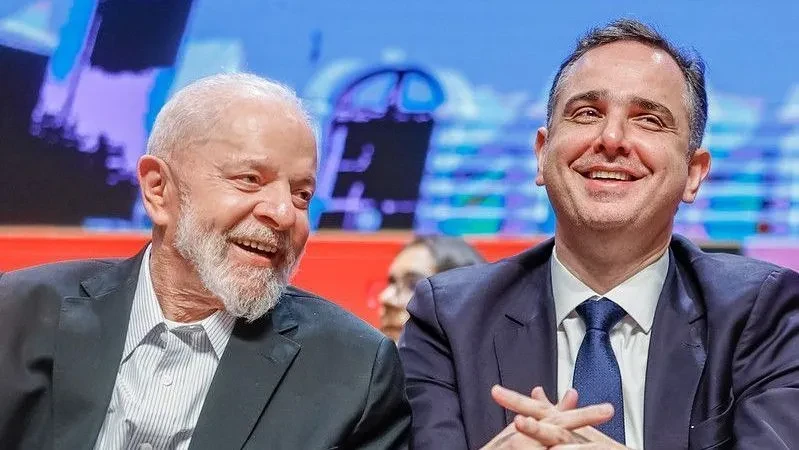 Pacheco chama Lula de 'maior democrata' da história do Brasil em aceno à disputa por Minas