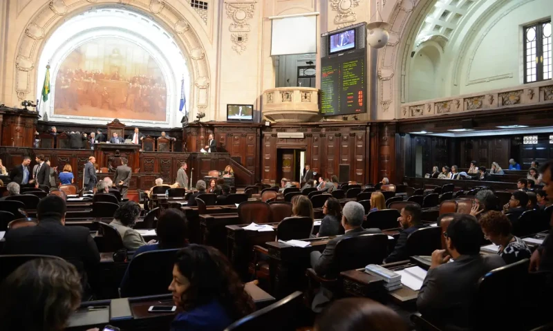 TRE-RJ fará recontagem após cassação