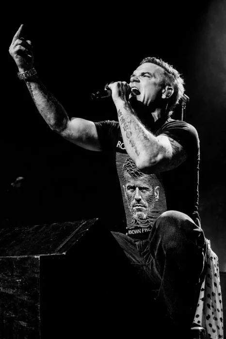Robbie Williams anuncia show único em SP no Allianz Parque para outubro