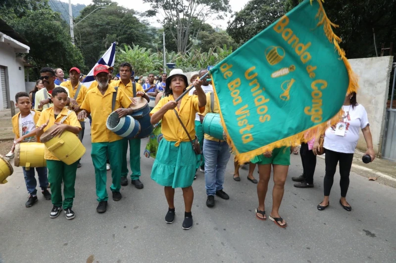 Congo de máscaras movimenta Cariacica