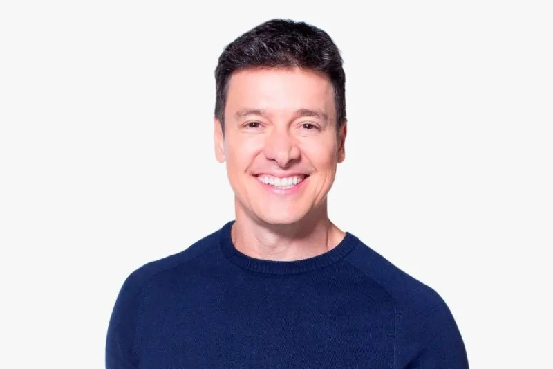 Rodrigo Faro assinou contrato com a Globo