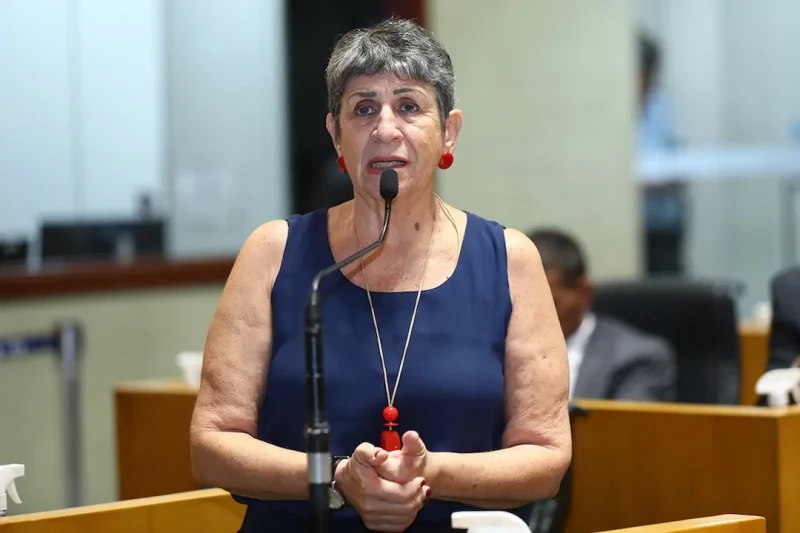 Projeto cria mês de debates sobre bem-estar da mulher