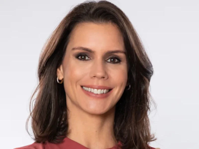 Camila Busnello substitui Carolina Ferraz