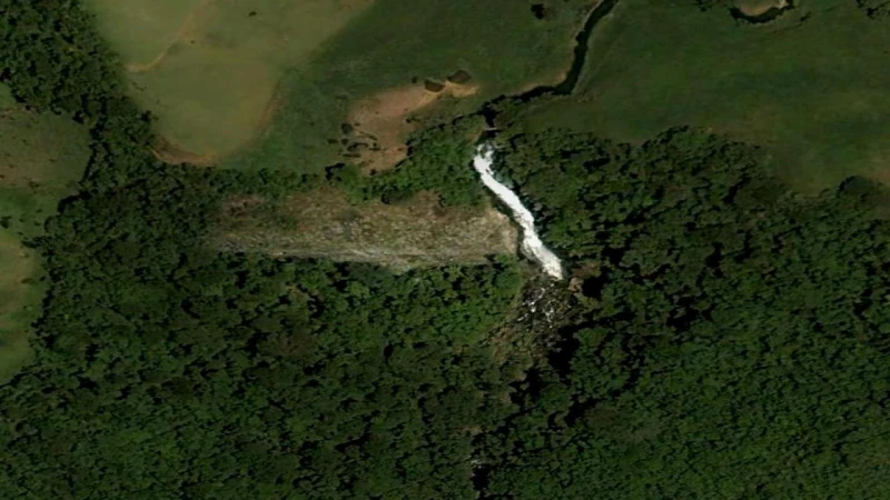 Projeto propõe proteção à Cachoeira da Prata, em Castelo