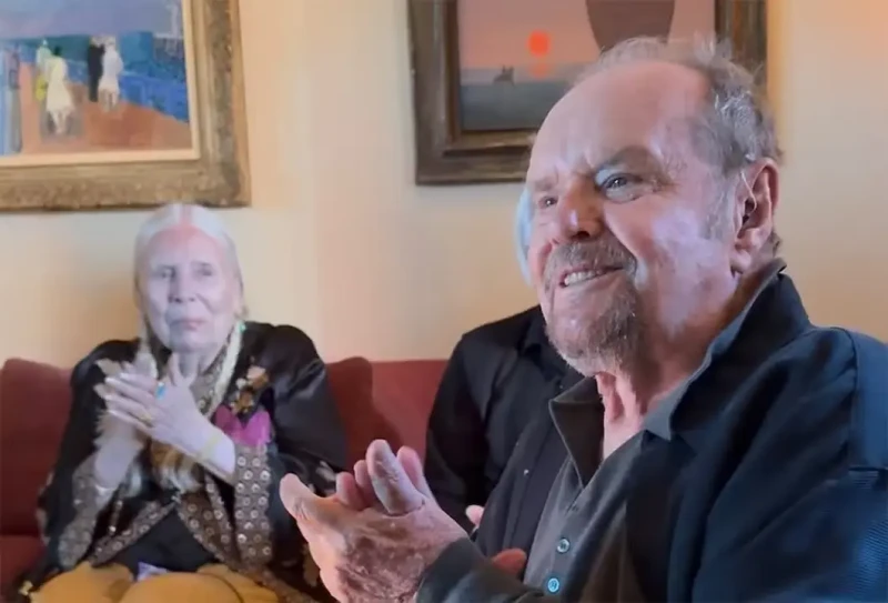 Jack Nicholson completa 89 anos e surge em foto rara