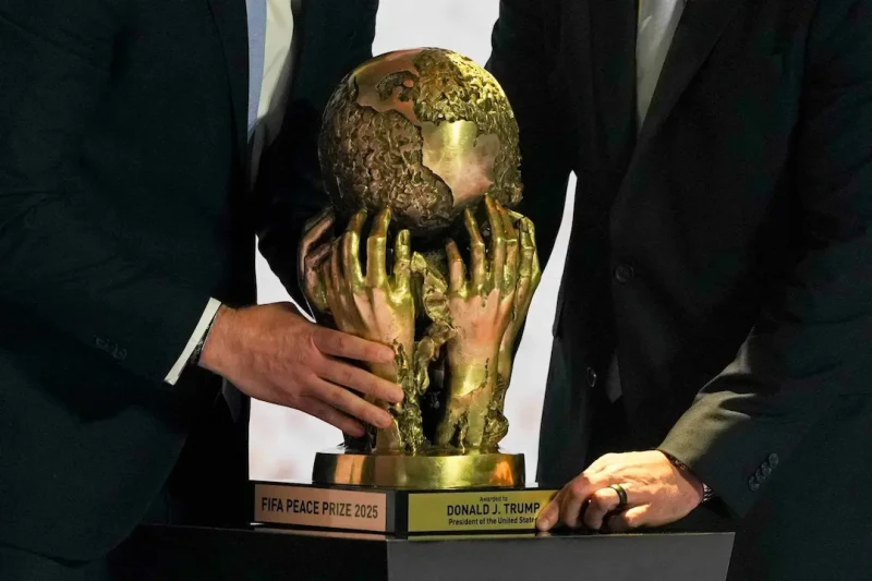 Prêmio da Paz da Fifa é detonado após caso Trump