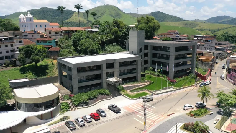 Prazo para professores em Viana vai até 7 de maio