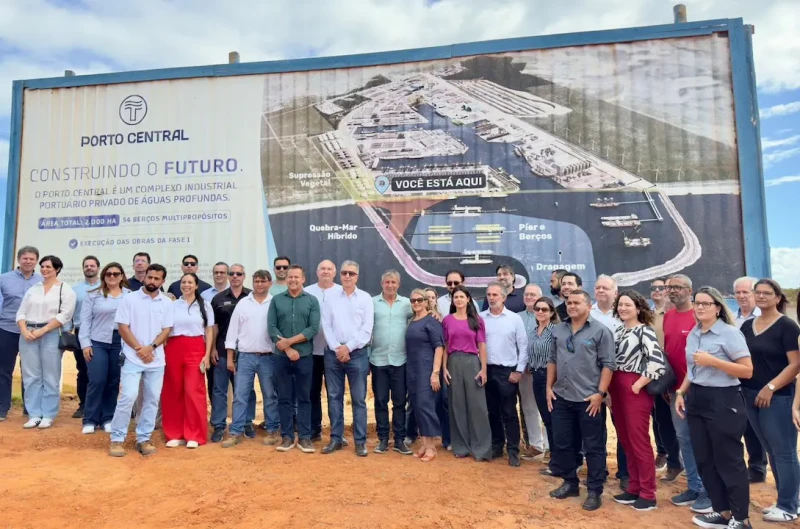 Kennedy amplia articulações com empresas por Porto Central