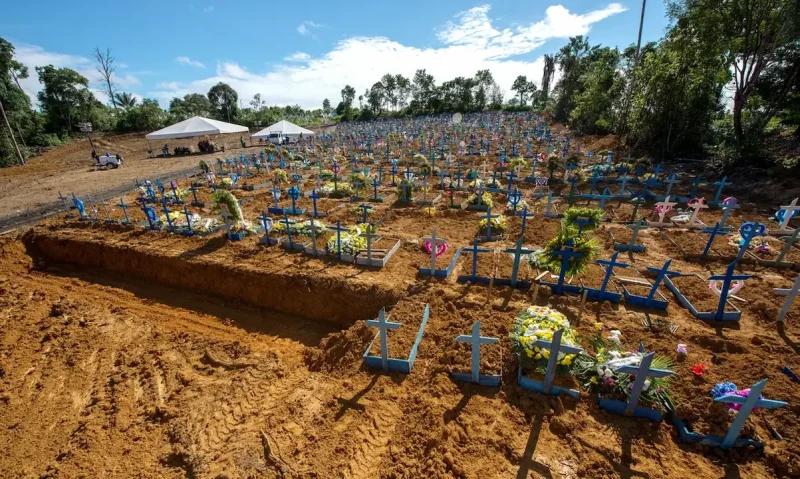 Pandemia fez brasileiros perderem 3,4 anos de vida, aponta estudo