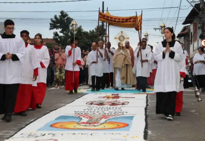 Corpus Christi em Cariacica terá missas, procissões e tapetes de fé