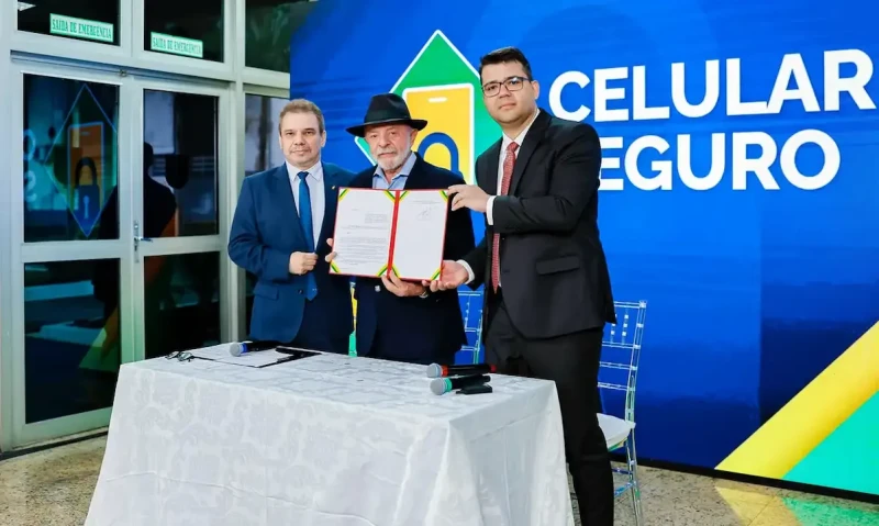Governo cria banco para rastrear celulares roubados