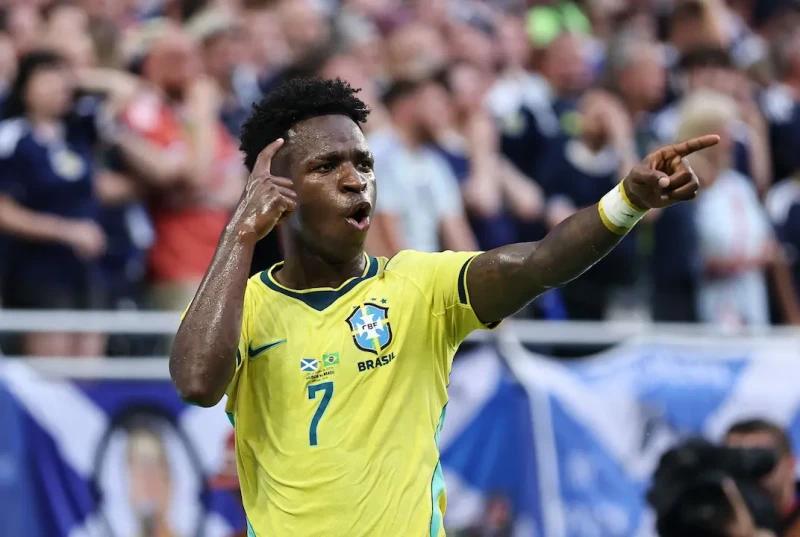 Vini Jr. brilha, marca duas vezes e lidera vitória do Brasil sobre a Escócia