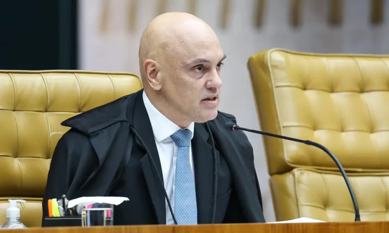 Moraes dá 48 horas para Bolsonaro explicar vídeo de IA e alerta para possível volta à prisão
