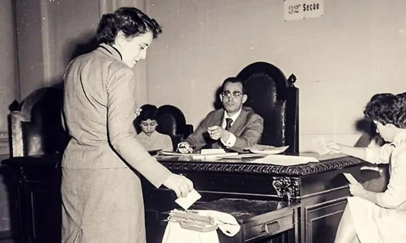 Conquista do voto feminino enfrenta ataques misóginos mais de nove décadas depois