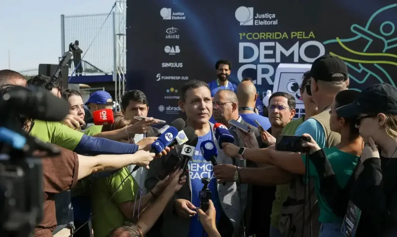 Nunes Marques defende segurança das urnas e destaca transparência do sistema eleitoral