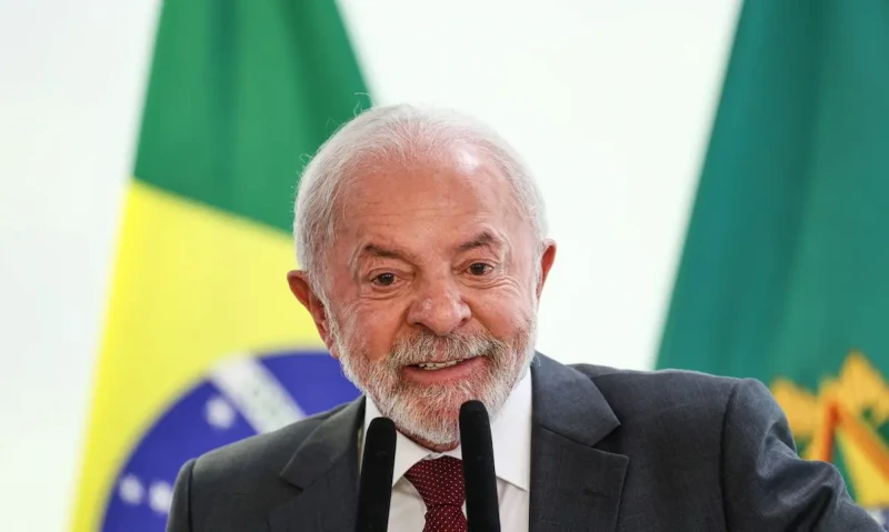 Campanha de Lula evita riscos, mas ajustes podem vir em 2026