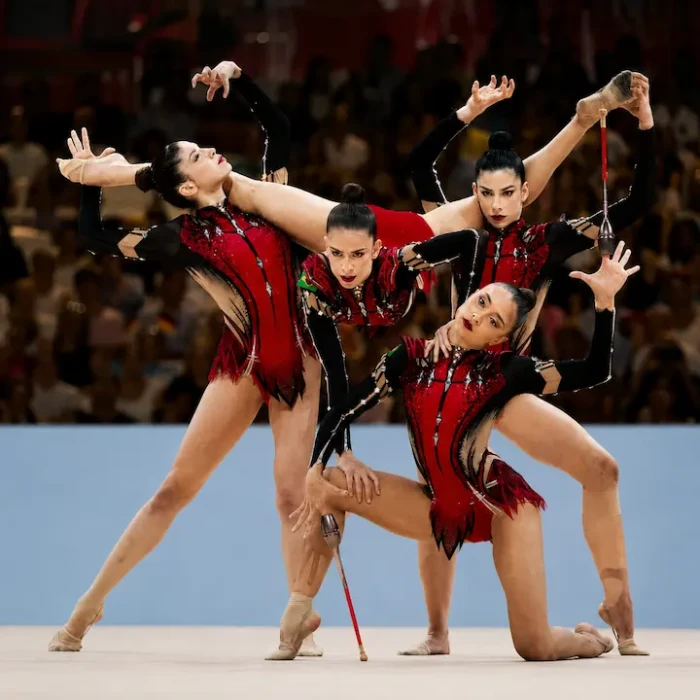 Brasil conquista ouro inédito no Mundial de ginástica rítmica