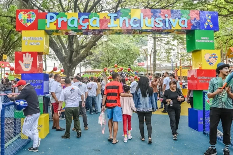 Parque Moscoso ganha praça inclusiva para crianças com e sem deficiência