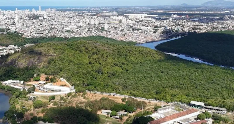 Parque da Manteigueira vira sala de aula ao ar livre para estudantes de Vila Velha