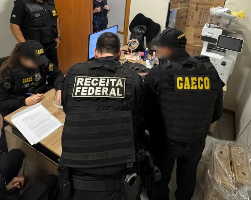 Operação Crédito Oculto chega a Vila Velha em investigação sobre lavagem no setor de combustíveis