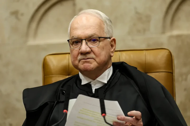 Fachin dá cinco dias para PGR se manifestar sobre casos do INSS e Banco Master