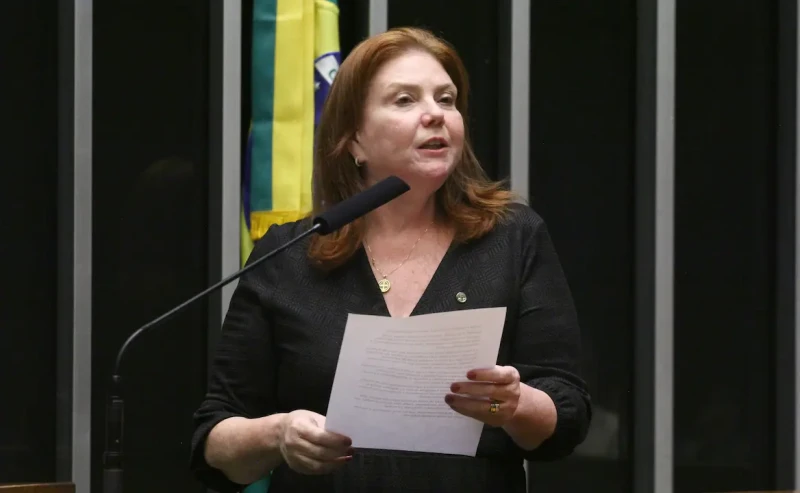 Projeto prevê permanência de idosos em plano de saúde após morte do titular