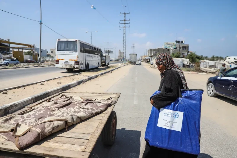 Guerra em Gaza completa três anos com cessar-fogo fragilizado e reconstrução paralisada