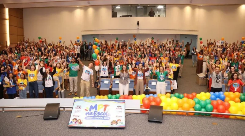 Alunos de Vila Velha conquistam primeiro lugar em etapa estadual do Prêmio MPT na Escola 2026