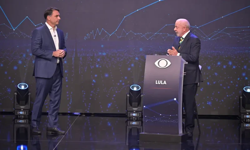 Lula critica nível do debate e desafia Flávio Bolsonaro a abrir sigilos bancários