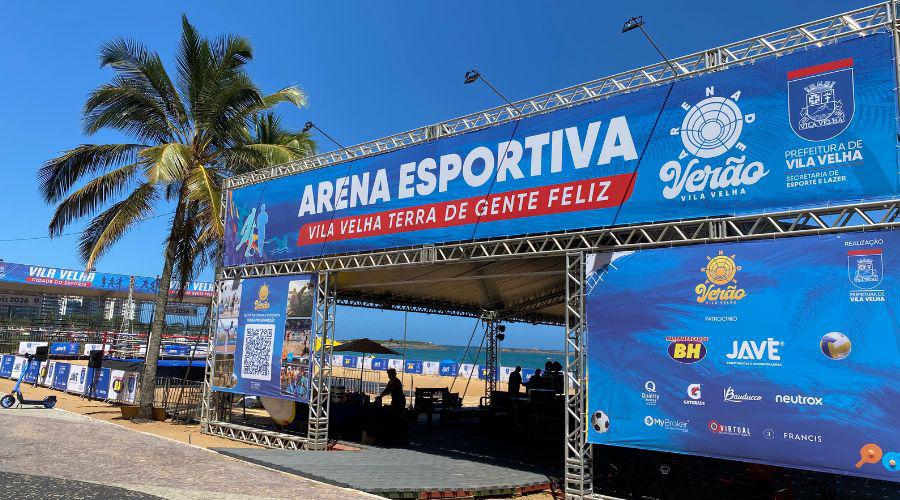 Estrelas do vôlei de praia movimentam Arena de Verão