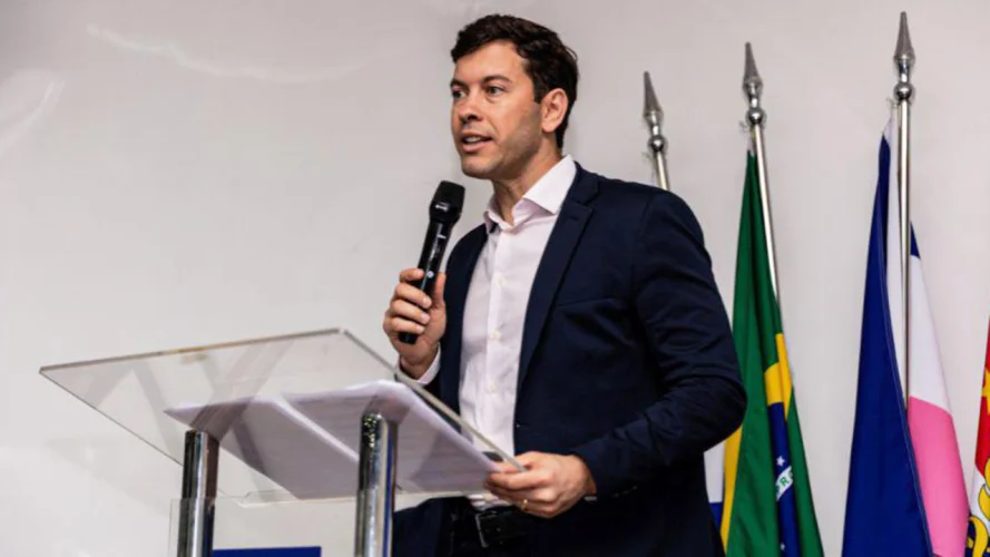 Arnaldinho Borgo enfrenta tensões políticas na Câmara de Vila Velha