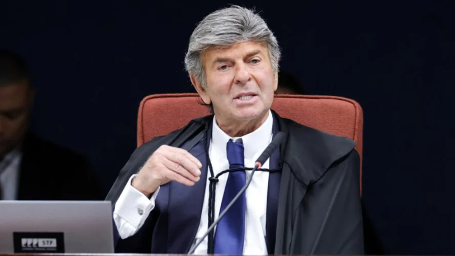 STF forma maioria para manter presos parentes de Vorcaro