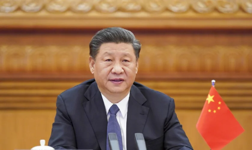 Xi defende futuro brilhante com EUA; Trump celebra laços com Pequim